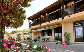 Domaine De Saint Pierre